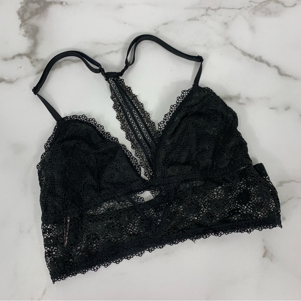 Victoria’s Secret Black Lace Stretch Bralette Small S